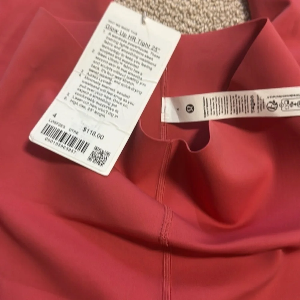 NWT LULULEMON GLOW UP HR TIGHT SIZE 4 -25”